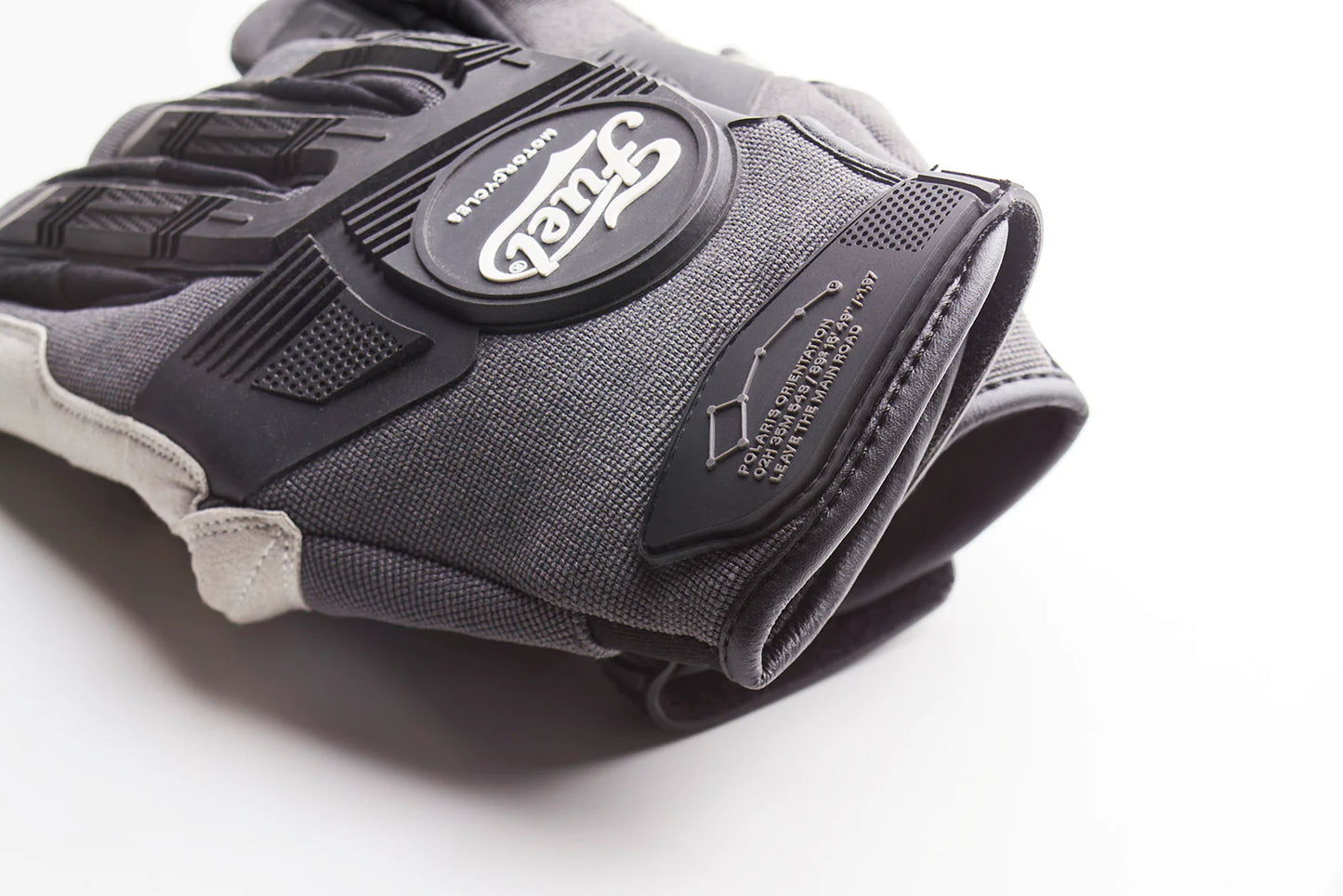 Fuel Astrail Gloves - Dark Grey