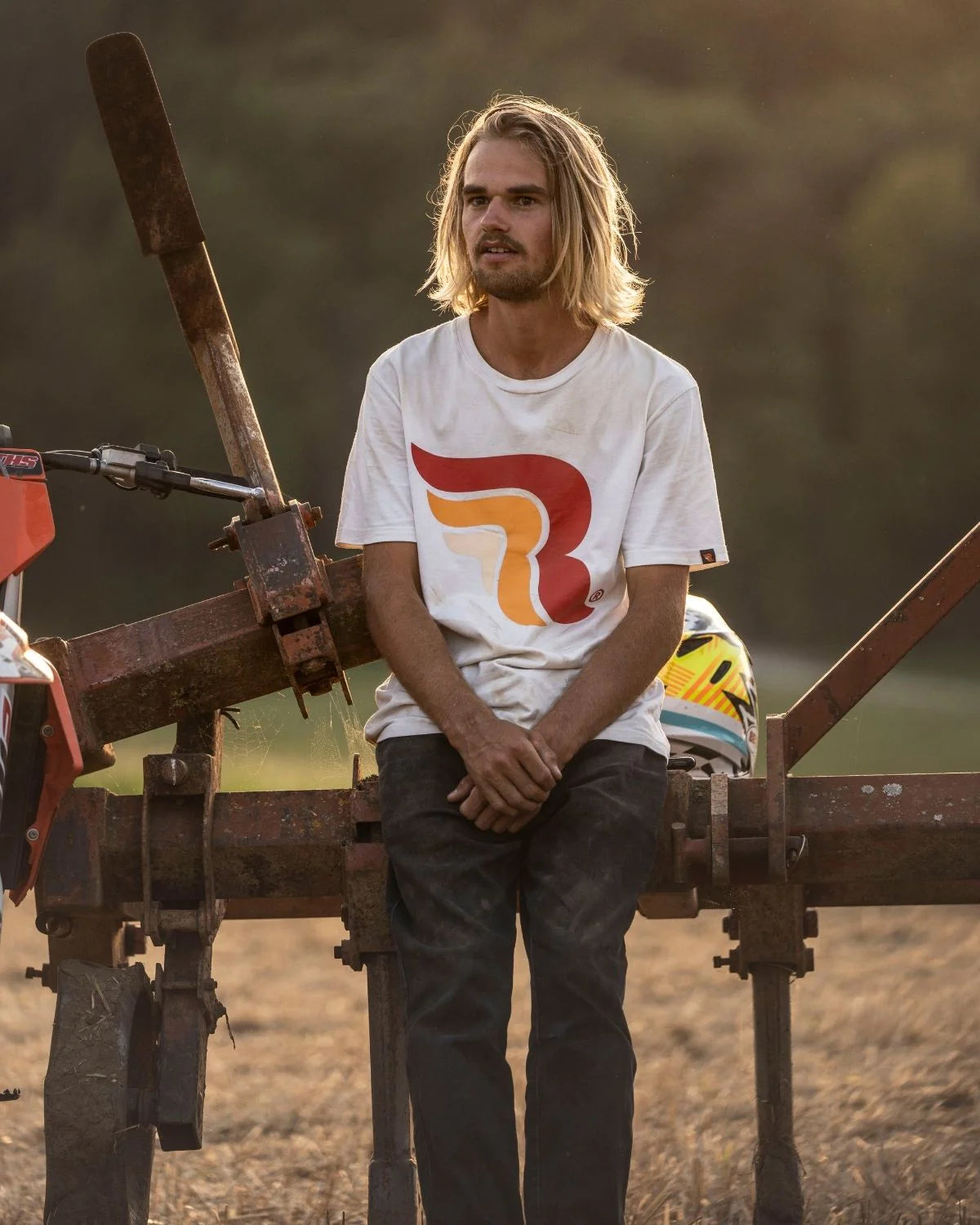Riding Culture Logo T-Shirt - Dirt White