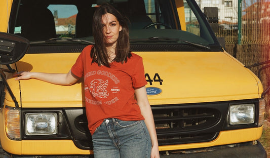 Wildust Sisters V-Neck T-Shirt - Speed Goddess