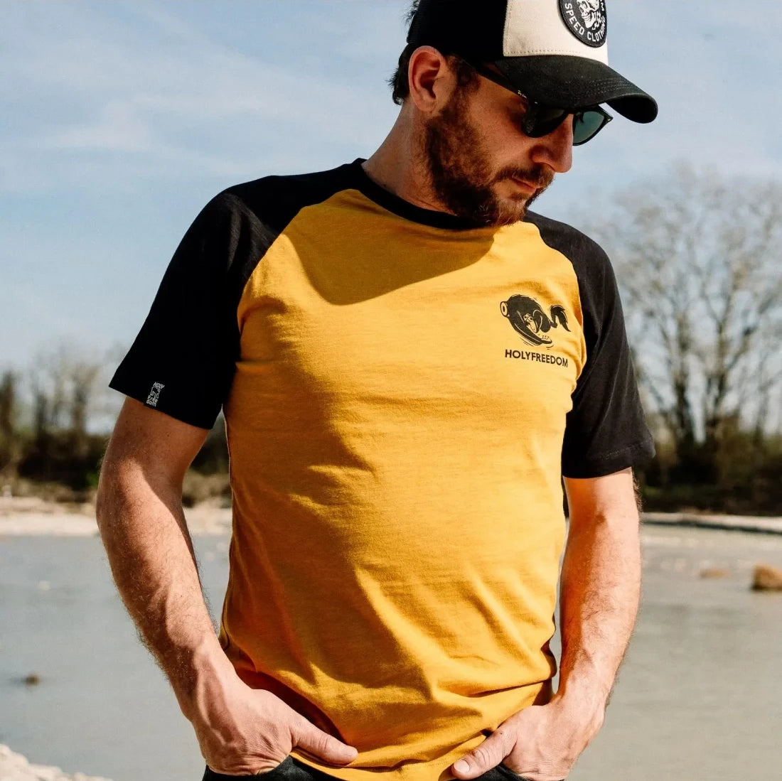 Holyfreedom Shoeless Joe T-shirt - Black/Mustard