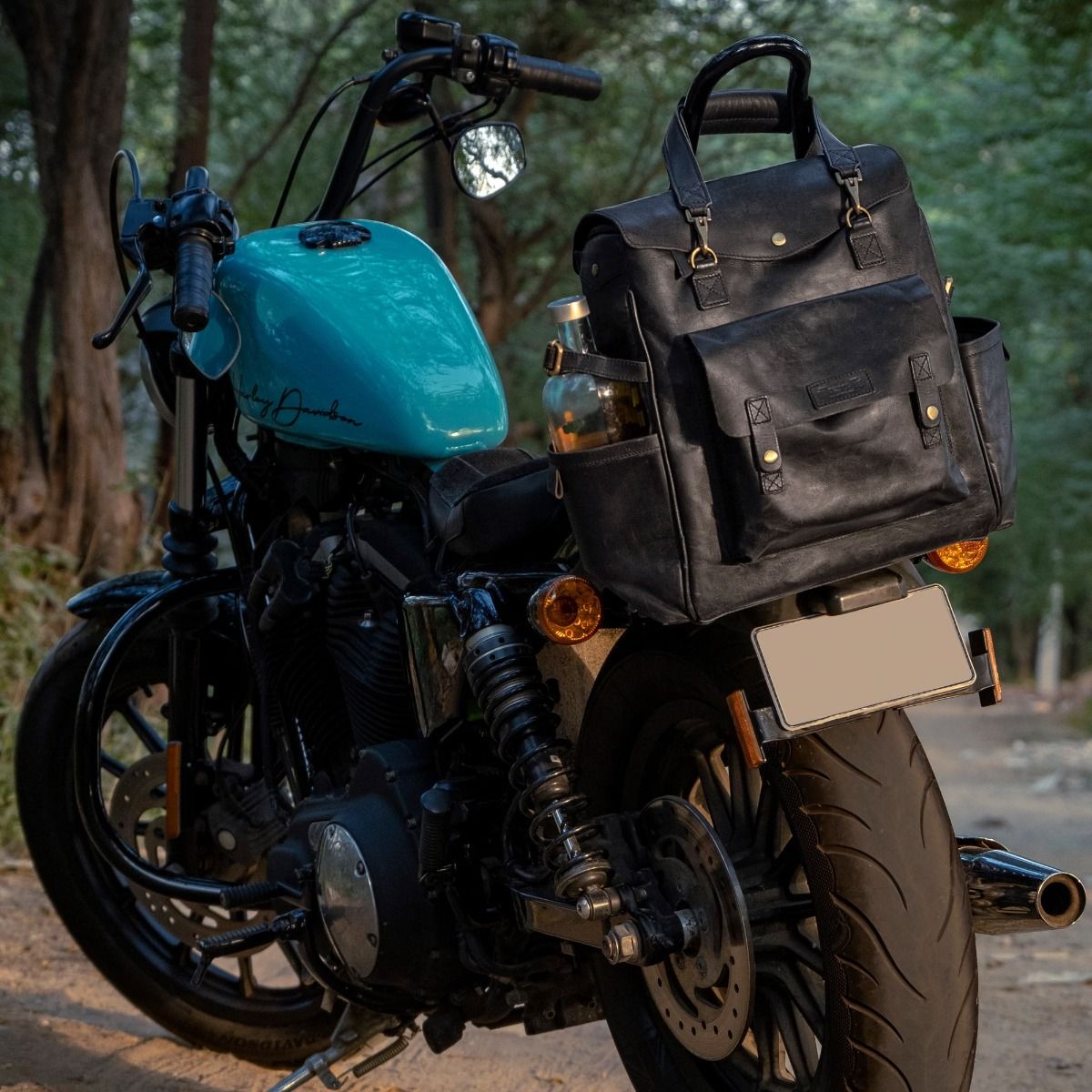 Trip Machine Outlander Saddlebag - Black
