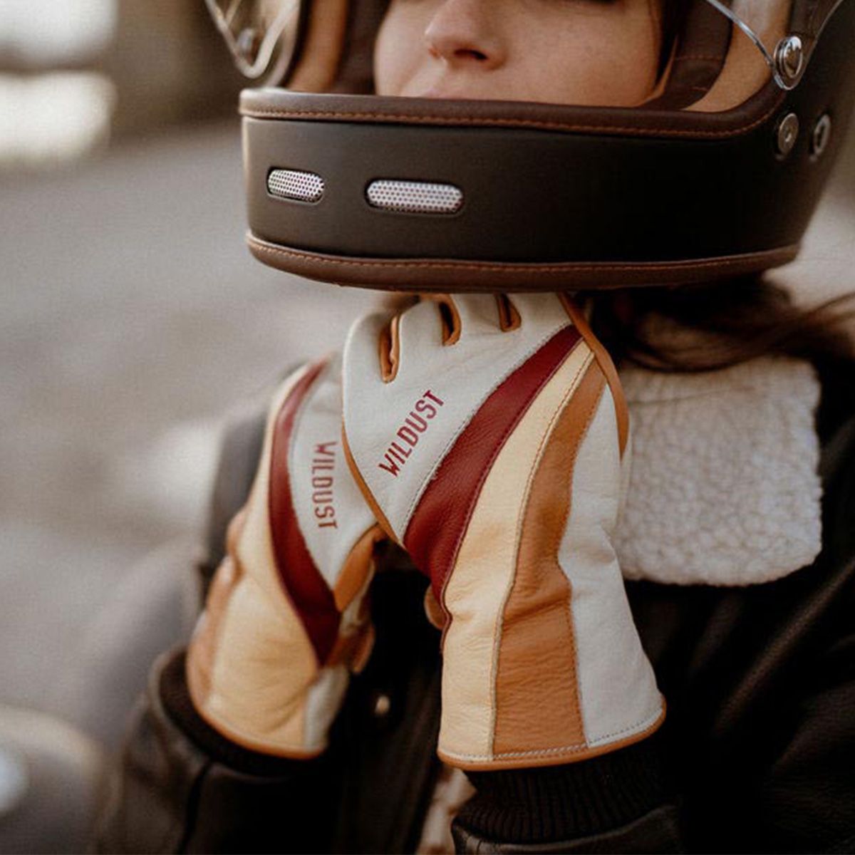 Wildust Sisters 70s Gloves - White