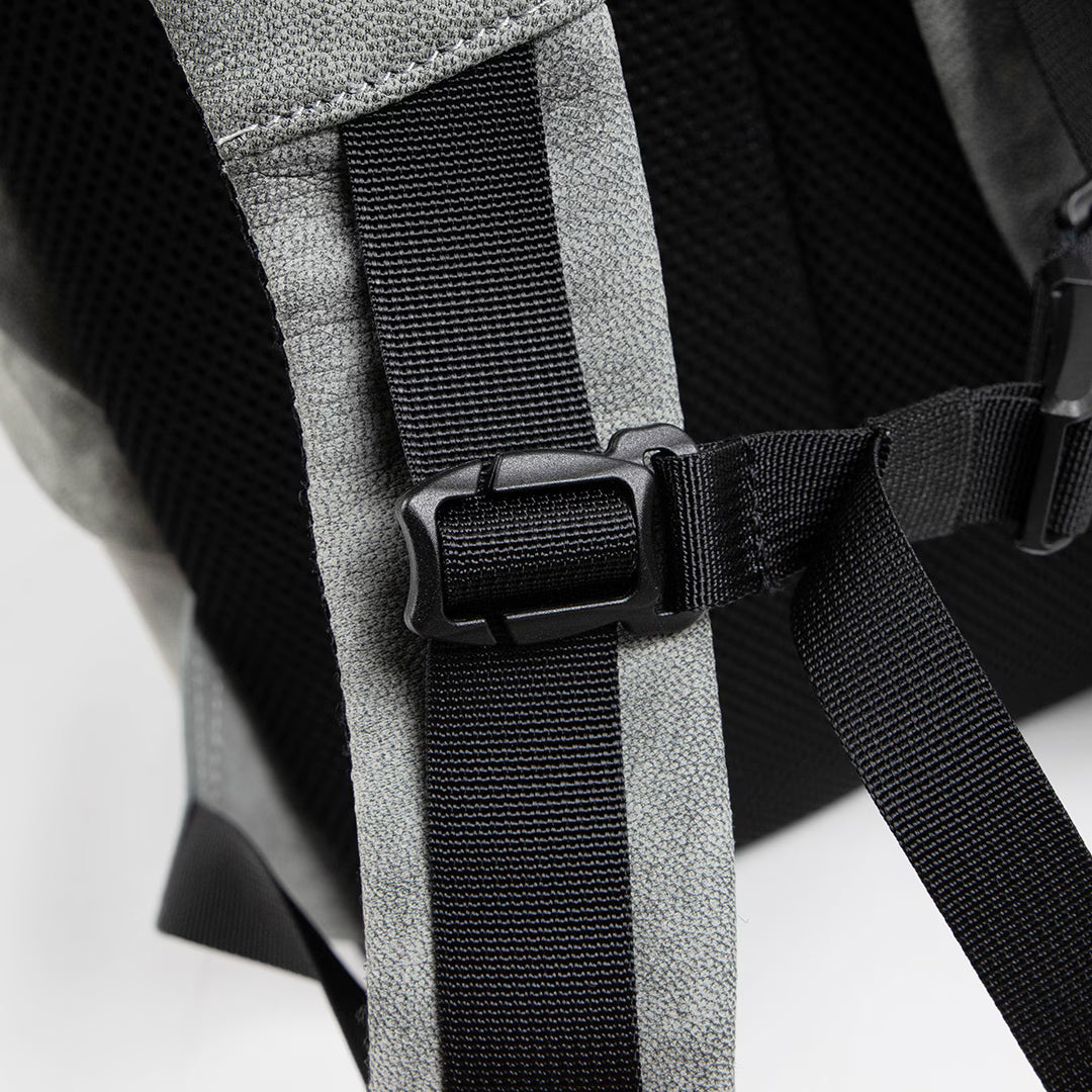 Degner W-138 18L Leather Backpack