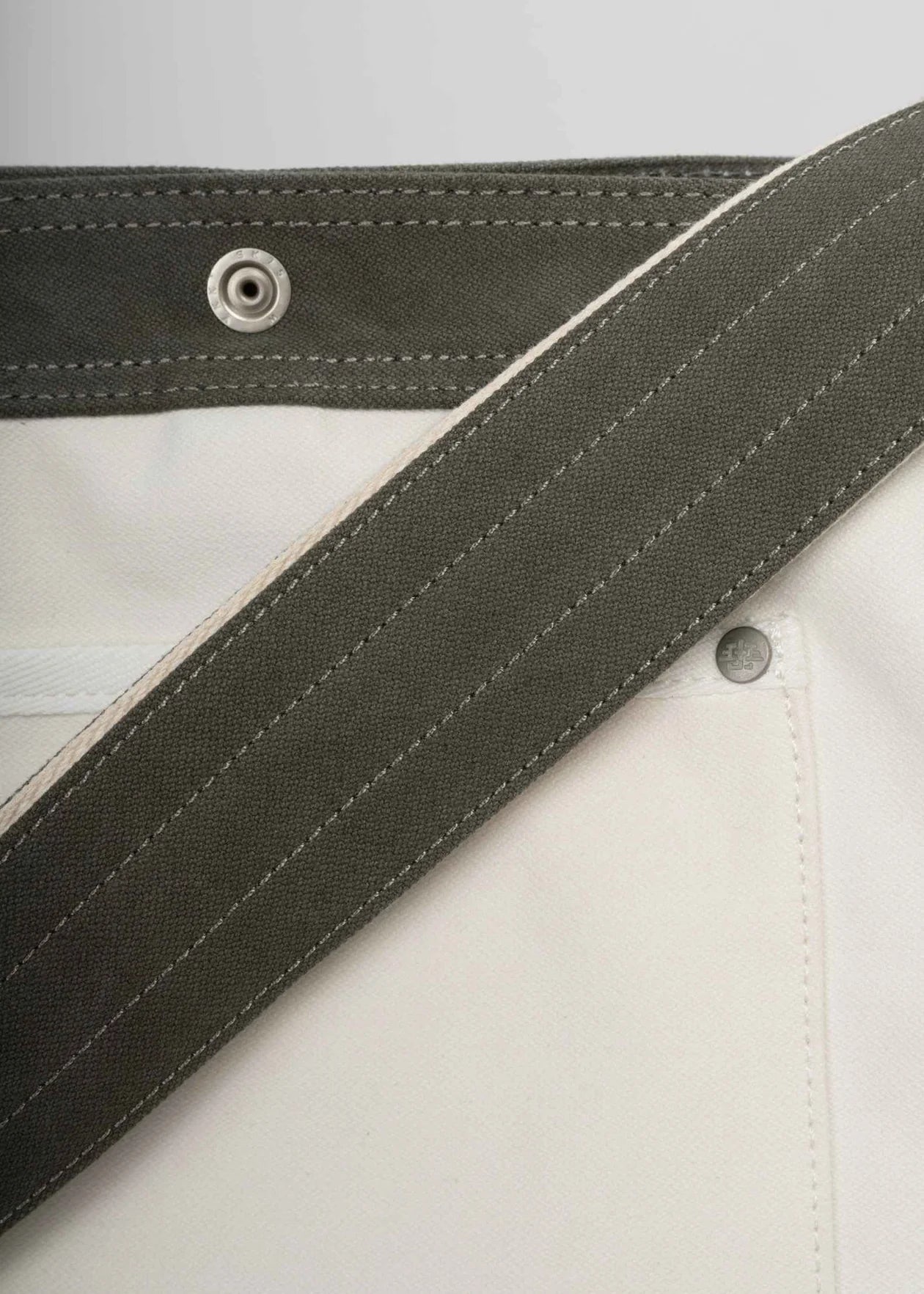 Fogy Garage Newsboy Crossbody Bag - White