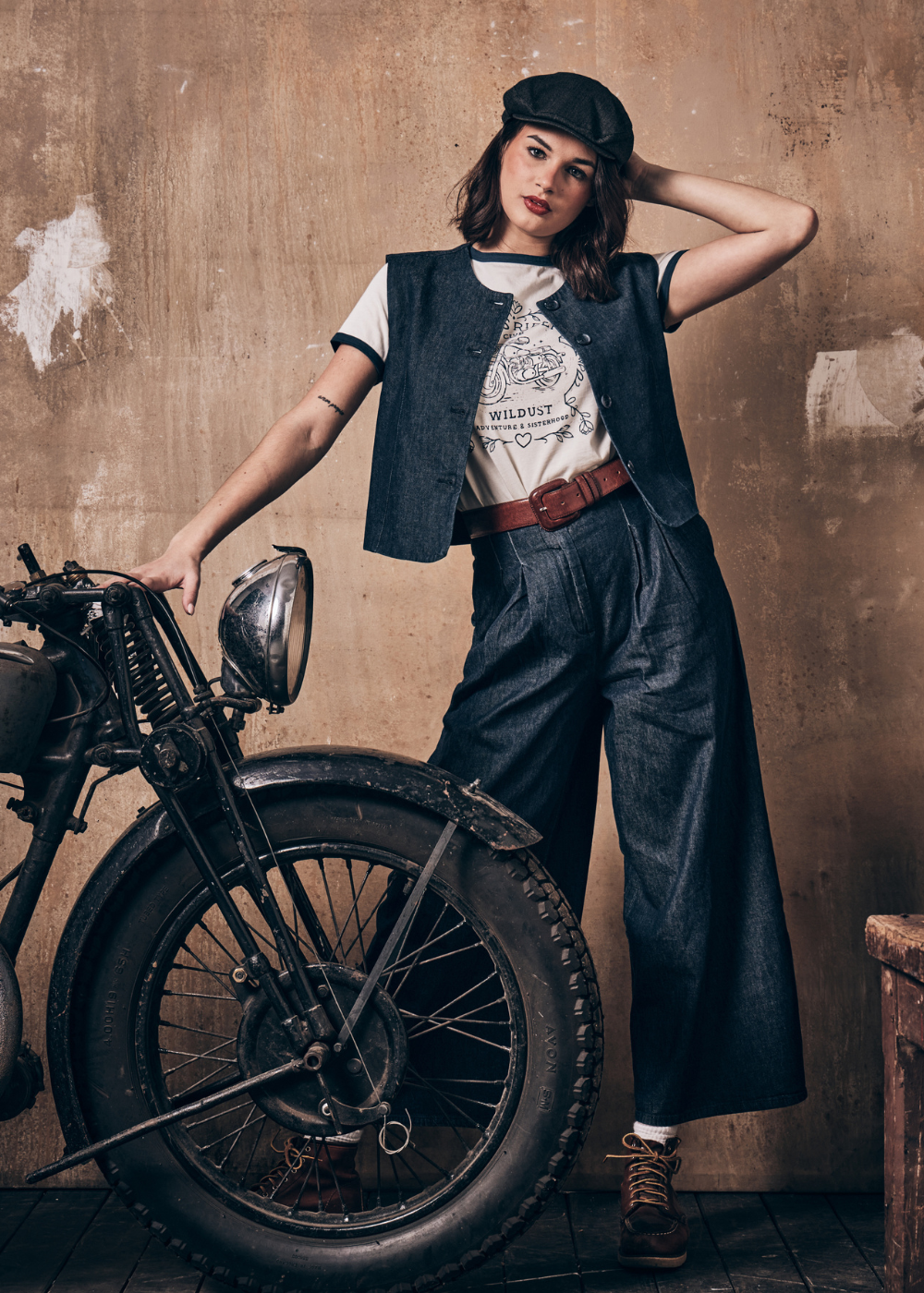 Wildust Sisters Ringer T-Shirt - Riders Club