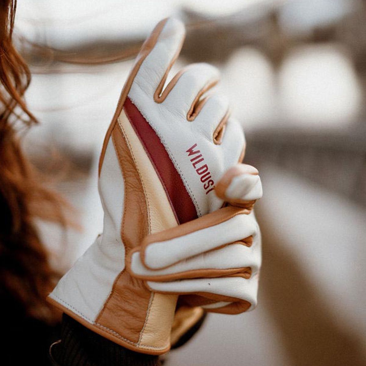 Wildust Sisters 70s Gloves - White