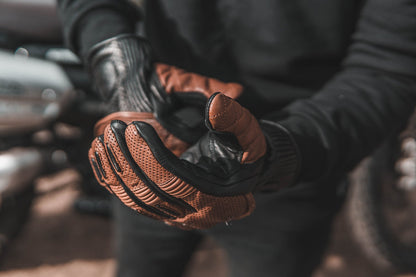 Goldtop Predator Gloves - Return of the Cafe Racer
