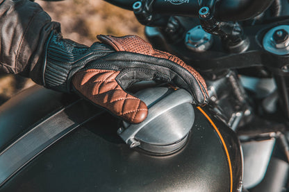 Goldtop Predator Gloves - Return of the Cafe Racer